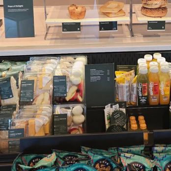 Starbucks - Coffee & Tea Near Me - Redding, California