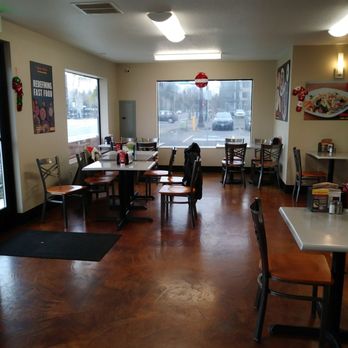 Grab A Gyro - Dining area. - Mediterranean Near Me - Tualatin, Oregon Grab A Gyro - Dining area. - Mediterranean Near Me - Tualatin, Oregon