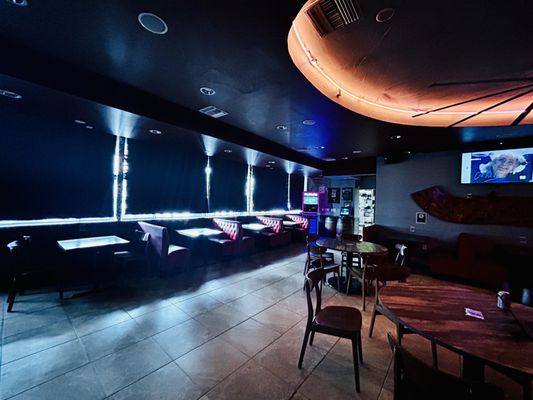 Happy's Stork Lounge and Liquor Store by null