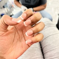 Prime Nail Bar - Love my French tip ! Q was so good on my hands & the Peter doing my feet so amazing !