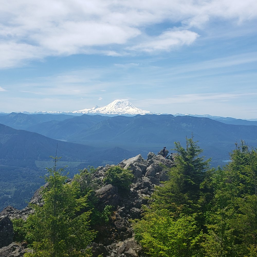 Mount Si - Beautiful views - Parks Near Me