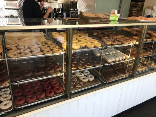 Lee Donuts by null