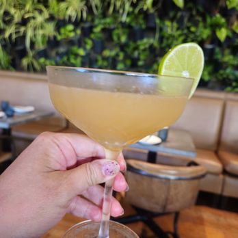 Herringbone Waikiki - Peach Daiquiri - Seafood Near Me - Honolulu, Hawaii Herringbone Waikiki - Peach Daiquiri - Seafood Near Me - Honolulu, Hawaii