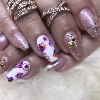 Hannah's Studio - Eyelash Service Near Me - San Marcos, California