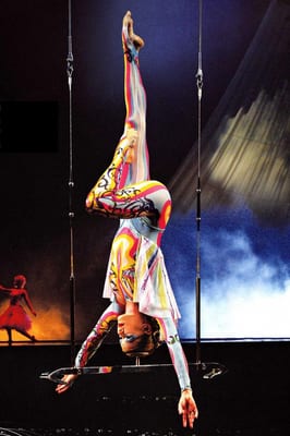 "O" by Cirque du Soleil by null