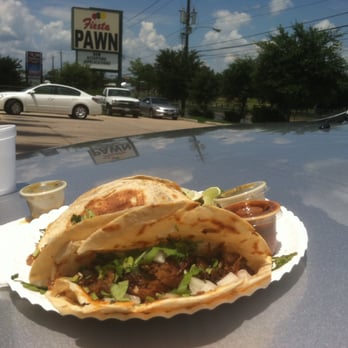 Tacos El Aragon - Tasty tacos al pastor at Tacos El Aragon taco truck. - Mexican Near Me - Houston, Texas