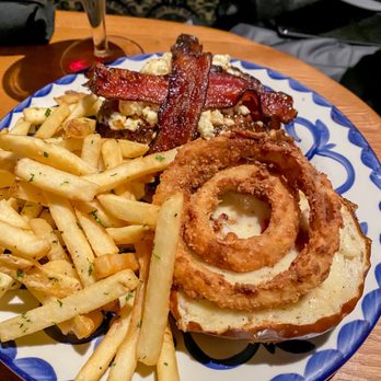 Exile Brewing Company - Black and Bleu Burger - Breweries Near Me - Des Moines, Iowa Exile Brewing Company - Black and Bleu Burger - Breweries Near Me - Des Moines, Iowa