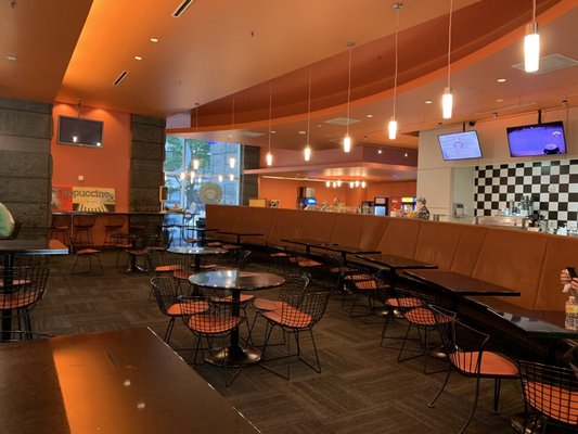 Cafe Madeline by null