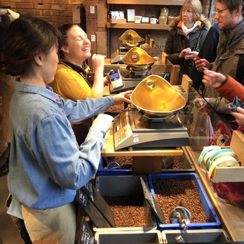 Monmouth Coffee - Fresh ground coffee served up by very friendly and efficient staff - Coffee & Tea Near Me - London, XGL Monmouth Coffee - Fresh ground coffee served up by very friendly and efficient staff - Coffee & Tea Near Me - London, XGL