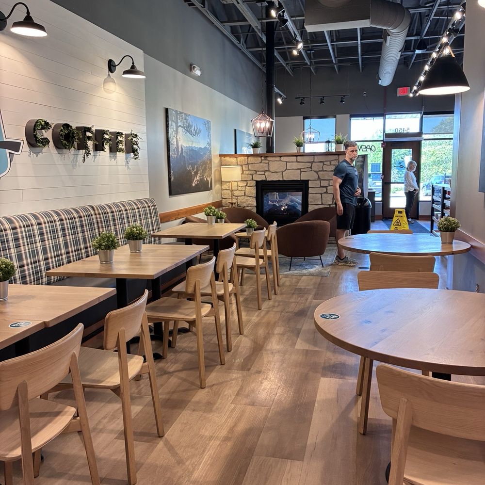 Caribou Coffee - Inside - Coffee & Tea Near Me - Madison, Wisconsin Caribou Coffee - Inside - Coffee & Tea Near Me - Madison, Wisconsin