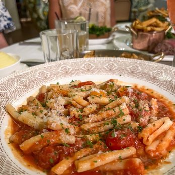 Swifty’s - Dolce and Gabbana pasta - American Near Me - Palm Beach, Florida Swifty’s - Dolce and Gabbana pasta - American Near Me - Palm Beach, Florida