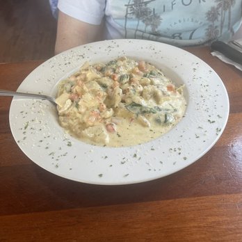 Taverna Manos - Chicken Florentine - Mediterranean Near Me - Crystal River, Florida Taverna Manos - Chicken Florentine - Mediterranean Near Me - Crystal River, Florida