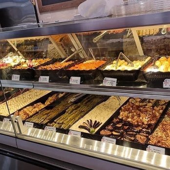 Arz Fine Foods - a display of various foods - Lebanese Near Me - Mississauga, Ontario Arz Fine Foods - a display of various foods - Lebanese Near Me - Mississauga, Ontario