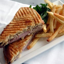 Maracas Cafe - "El Cubano"