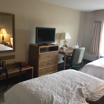 Hampton Inn Binghamton/Johnson City - Dated furniture - Hotels Near Me - Johnson City, New York Hampton Inn Binghamton/Johnson City - Dated furniture - Hotels Near Me - Johnson City, New York