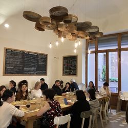 Sfoglia Rina - Larger group seating area