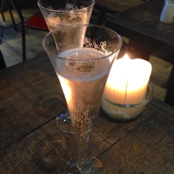 Champagne + Fromage - French Near Me - London, XGL
