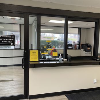 Kryger Glass - Auto Glass Services Near Me - Overland Park, Kansas Kryger Glass - Auto Glass Services Near Me - Overland Park, Kansas