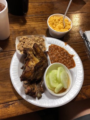 Thig S q House Catering Takeout Delivery 60 Photos 125 Reviews Barbeque 1722 Catherine Lake Rd Jacksonville Nc Restaurant Reviews Phone Number Yelp