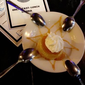 Cafe con Leche - Mexican Near Me - Chicago, Illinois
