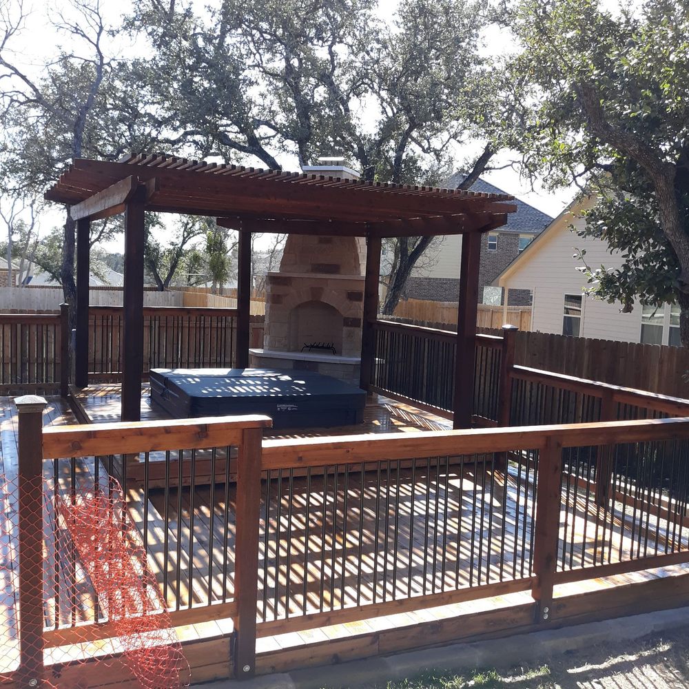 Veteran Fence & Deck - Fences & Gates Near Me Veteran Fence & Deck - Fences & Gates Near Me