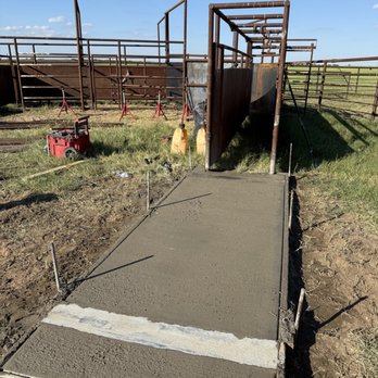 CT Customs - Pad for cattle chute - Metal Fabricators Near Me - Alamogordo, New Mexico CT Customs - Pad for cattle chute - Metal Fabricators Near Me - Alamogordo, New Mexico