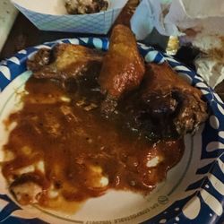 Parrot's Cay Tavern - Wings