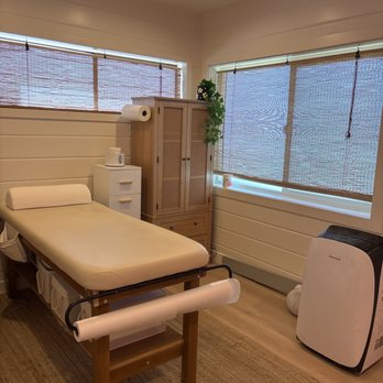 The Sugaring Suite - Sugaring Near Me - Woodland Hills, California
