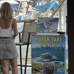 Water Taxi Miami - Business kiosk