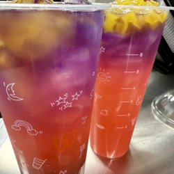 Galaxy iced tea with and without boba