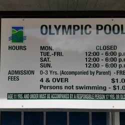 Singing Wind Park - Pool hours.