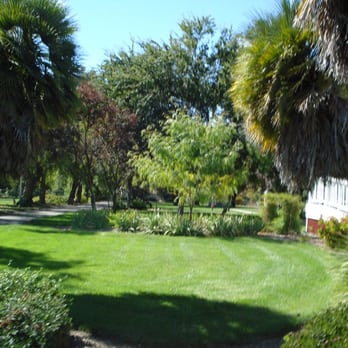Ravenswood Historical Site - green luch grass everywhere - Landmarks & Historical Buildings Near Me - Livermore, California Ravenswood Historical Site - green luch grass everywhere - Landmarks & Historical Buildings Near Me - Livermore, California