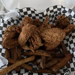 2 Brothers Wings & More