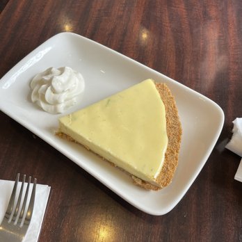 Olde Yorke - Key lime pie - Seafood Near Me - East York, Ontario