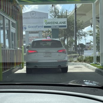 Greenlane - Drive thru - Fast Food Near Me - Tampa, Florida