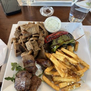 ANGELO’S GREEK TAVERNA - Updated October 2025 - 574 Photos & 286 ...