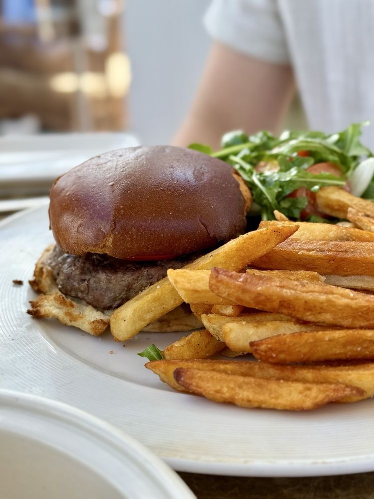 Food from Trata On The River