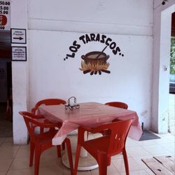 Carnitas Los Tarascos - Simple tables