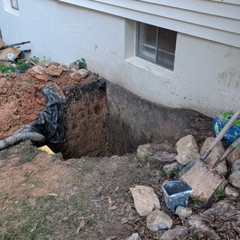Mark Meredith - No caution tape or protection around the hole - General Contractors Near Me Mark Meredith - No caution tape or protection around the hole - General Contractors Near Me