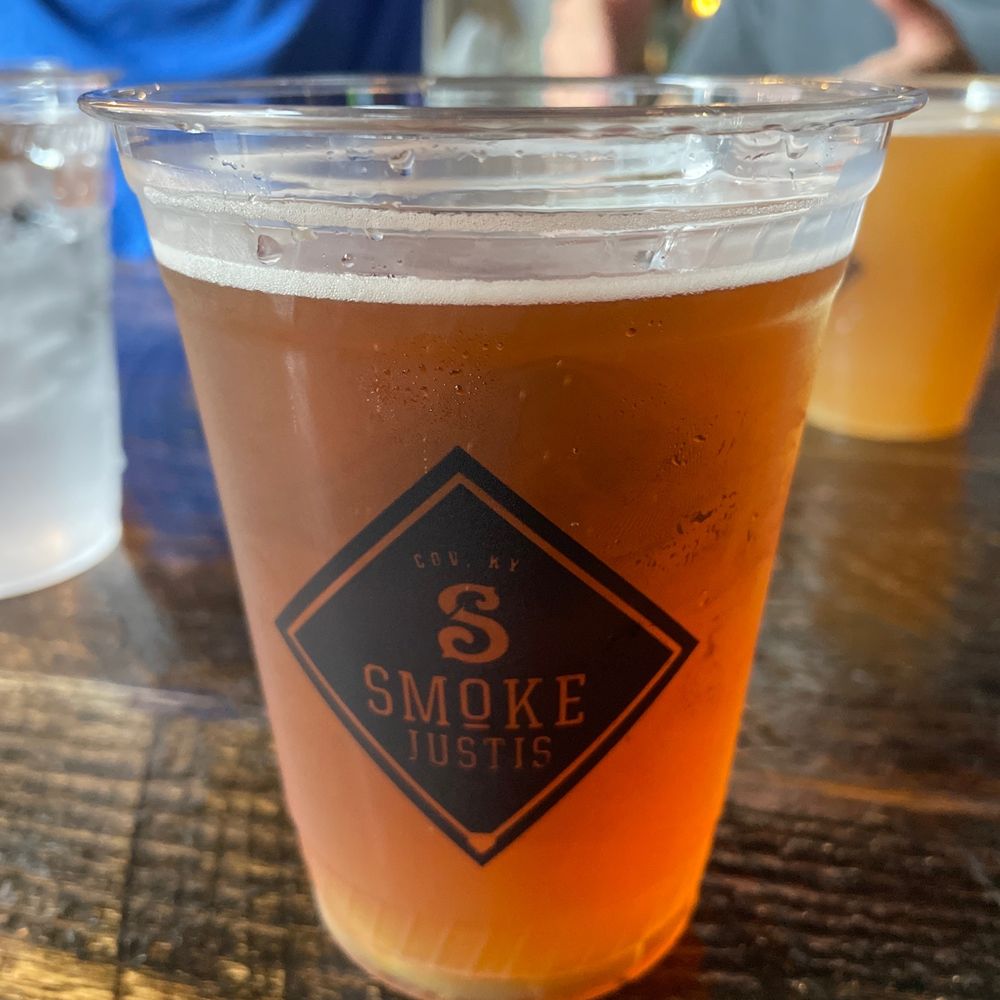 Smoke Justis - Bumble Berry Fat Heads - Bars Near Me - Covington, Kentucky