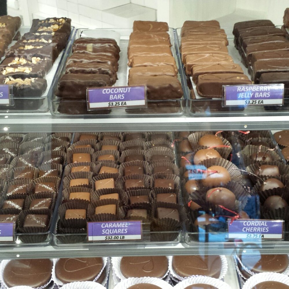 Li-Lac Chocolates - Chocolatiers & Shops Near Me - New York, New York Li-Lac Chocolates - Chocolatiers & Shops Near Me - New York, New York