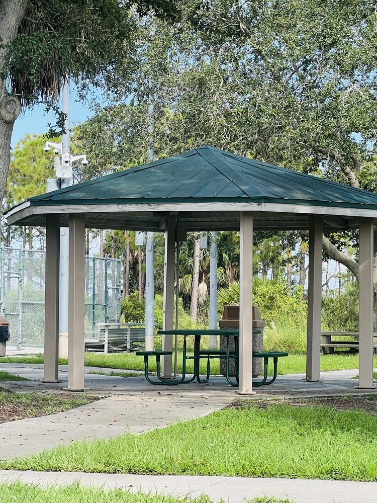 Sandhill Crane Park Image