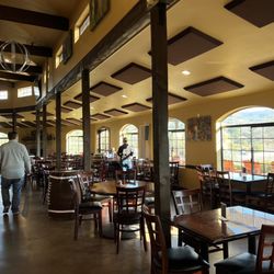 Cougar Vineyard & Winery