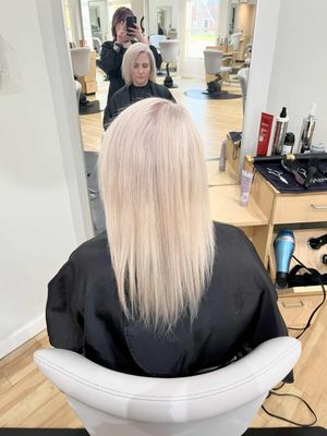 Beauty Bar by null