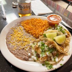 El Valle Restaurant - Fish tacos