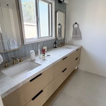 Itehua Custom Cabinetry - Master bathroom vanity - General Contractors Near Me - Gardena, California