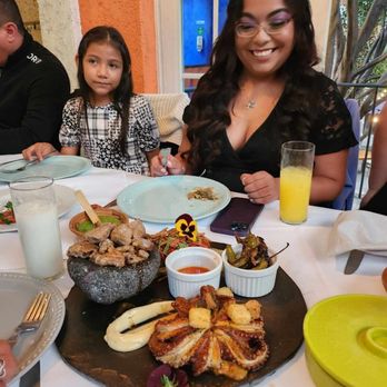El Nopalito - Seafood platter - Mexican Near Me - México, D.F., DIF