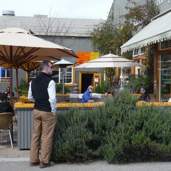 Kelly's French Bakery - Patio seating area, Kelly's French Bakery - Bakeries Near Me - Santa Cruz, California Kelly's French Bakery - Patio seating area, Kelly's French Bakery - Bakeries Near Me - Santa Cruz, California
