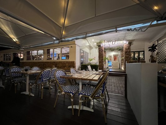 Fish D'vine & The Rum Bar by null