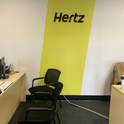 Hertz Rent A Car - Ford Escape to midland Texas